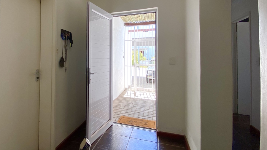 3 Bedroom Property for Sale in Velddrif Western Cape